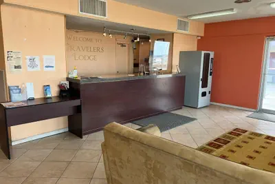 Photo 5 - Travelerslodge Motel