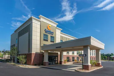 Photo 2 - Comfort Inn & Suites Charlottesville Hollymead Town Center