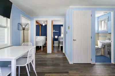 Photo 3 - The Beaches Guest Rooms and Cottages