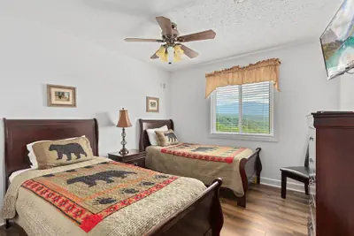 Photo 2 - Deer Ridge Resort by Jackson Mountain Rentals