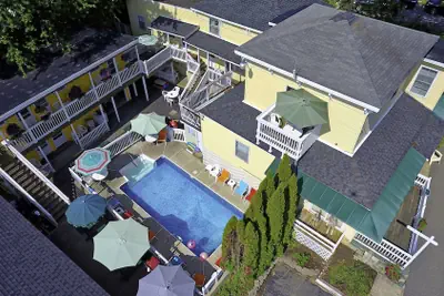 Photo 2 - Beach Motel & Suites