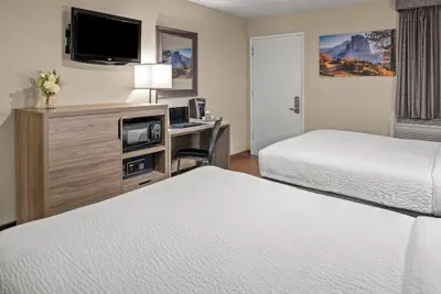 Photo 4 - Buck Meadows Lodge