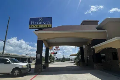 Photo 2 - Regency Inn and Suites