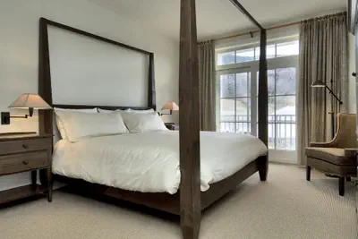 Photo 3 - Clay Brook Hotel