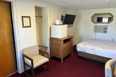 Photo 3 - Vista Villa INN