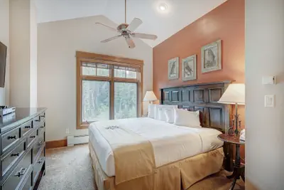 Photo 3 - Luxurious 2 Br In River Run Village With Ski In Ski Out- No Cleaning Fee 2 Bedroom Condo by RedAwning