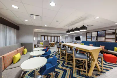 Photo 4 - Hampton Inn Kansas City Southeast, Mo