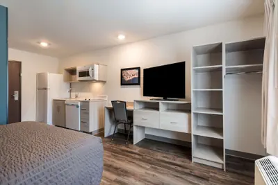 Photo 2 - WoodSpring Suites Greensboro - High Point North