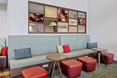 Photo 4 - Hampton Inn & Suites Cincinnati West
