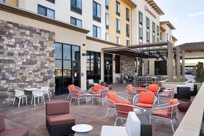Photo 2 - Hilton Garden Inn Visalia, Ca