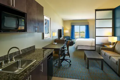 Photo 4 - Four Points by Sheraton Williston