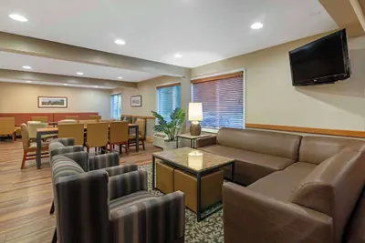 Photo 5 - Best Western Plus Windjammer Inn & Conference Center
