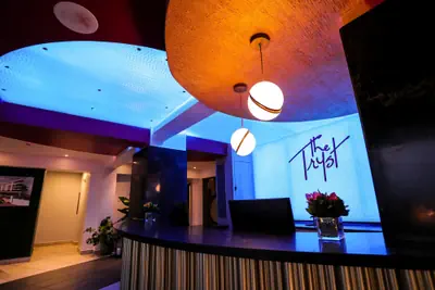 Photo 4 - The Tryst Beachfront Hotel
