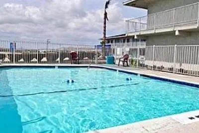 Photo 2 - Hilltop Inn & Suites