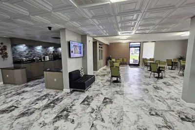 Photo 3 - Best Western Hopkinsville KY - Brand New Rooms