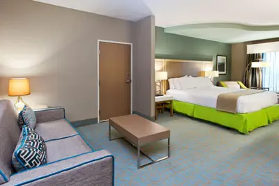 Photo 3 - Holiday Inn Express Hotel & Suites Warner Robins North West by IHG