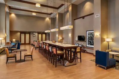 Photo 4 - Hampton Inn & Suites Portland/Vancouver