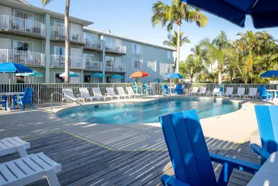 Photo 2 - Capt Hiram's Resort