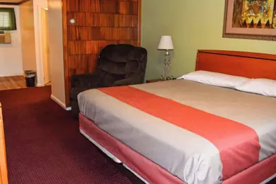 Photo 4 - Relax Inn Bloomsburg