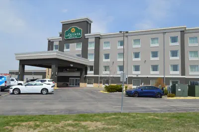 Photo 2 - La Quinta Inn & Suites by Wyndham Rochester Mayo Clinic S
