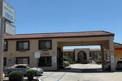 Photo 2 - Anaheim National Inn