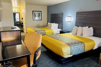 Photo 4 - Garden Inn and Suites Little Rock