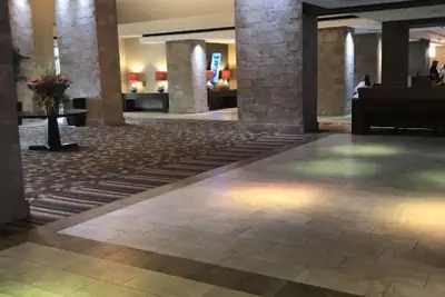 Photo 2 - Seven Clans Hotel