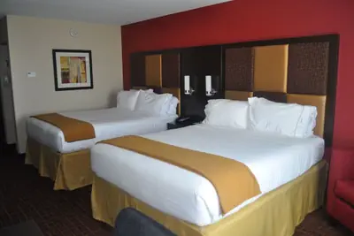 Photo 5 - Holiday Inn Express & Suites Greensburg by IHG