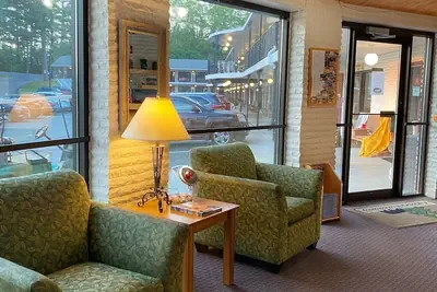 Photo 5 - Amber's Inn & Suites