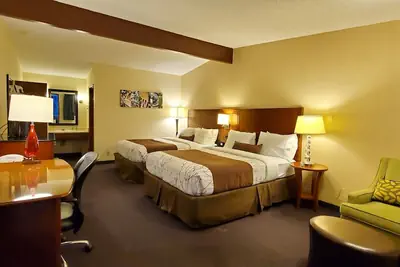 Photo 3 - Olympic Inn & Suites