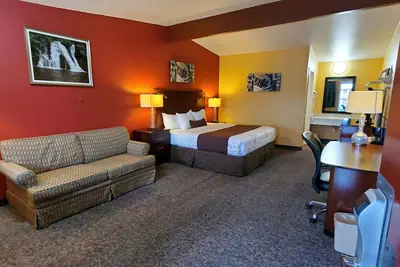 Photo 5 - Olympic Inn & Suites