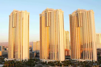 Photo 2 - Jet Luxury Resorts @ The Signature Condo Hotel