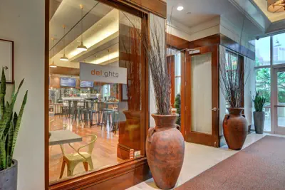 Photo 3 - Jet Luxury Resorts @ The Signature Condo Hotel