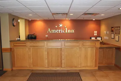 Photo 2 - AmericInn by Wyndham Cedar Rapids Airport