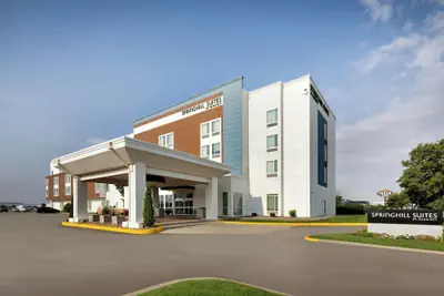 Photo 2 - Springhill Suites Wichita Airport