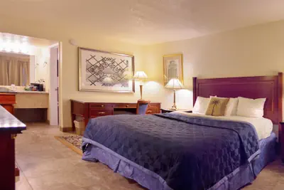 Photo 5 - At Home Inn
