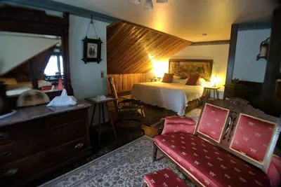 Photo 5 - Alaska Heritage House Bed and Breakfast
