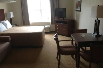 Photo 4 - Landmark Inn Fort Liberty