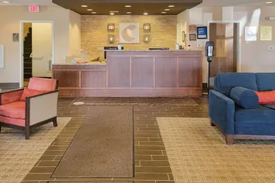 Photo 3 - Comfort Inn & Suites Watford City
