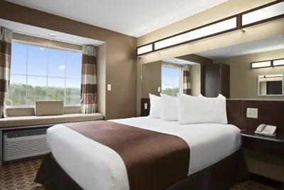 Photo 5 - Sonesta Essential Fairmont