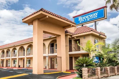 Photo 2 - Rodeway Inn & Suites Bellflower