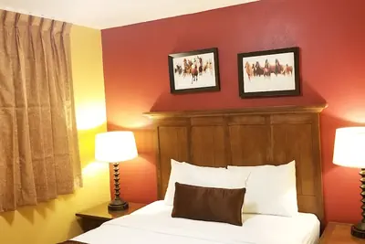 Photo 5 - The Royal Victorian Motel