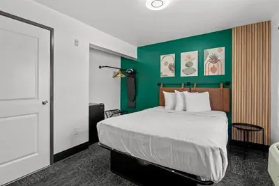 Photo 4 - Le Bon Hotel Hollywood