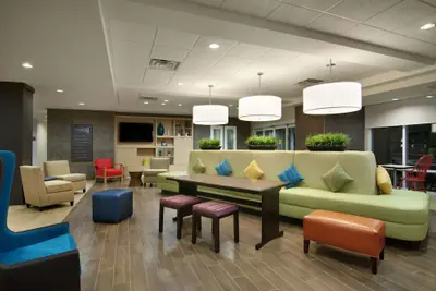 Photo 3 - Home2 Suites by Hilton NY Long Island City/Manhattan View