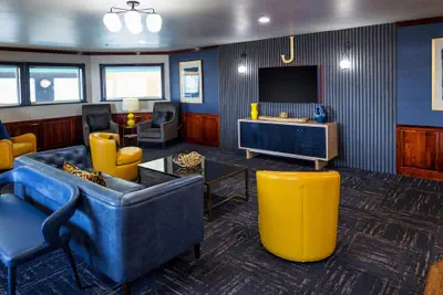 Photo 3 - Hotel J Green Bay