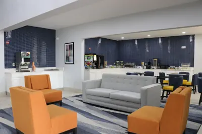 Photo 4 - Quality Inn & Suites Buda