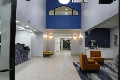 Photo 3 - Quality Inn & Suites Buda