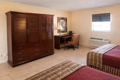 Photo 5 - Alvin Extended Stay