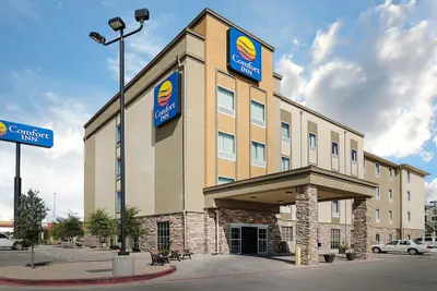 Photo 2 - Comfort Inn Midland South I-20