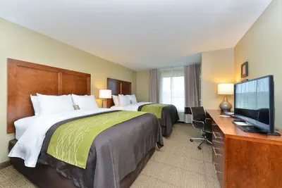 Photo 5 - Comfort Inn & Suites Avera Southwest
